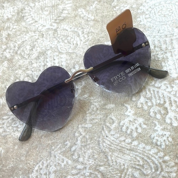 Brand New Frye & Co Heart Shape Sunglasses Beveled Gradient Lens 100% UV Protect main image 9